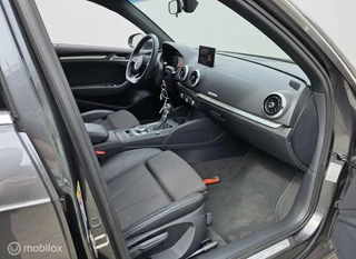 Audi A3 35 TFSI 2020 S-LINE AUT/CRUISE/CARPLAY/DIGI-DASH/LMV / 18