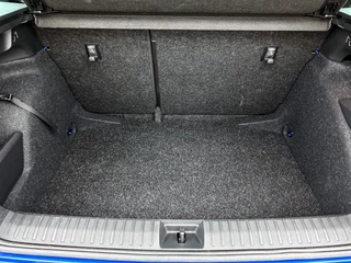 Skoda Kamiq 1.0 TSI Monte Carlo | Panodak | CarPlay | Stoelverwarming | Virtual Cockpit / 33