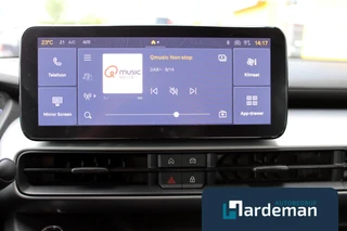 Jeep Avenger 1.2 e-Hybrid Carplay Camera / 15