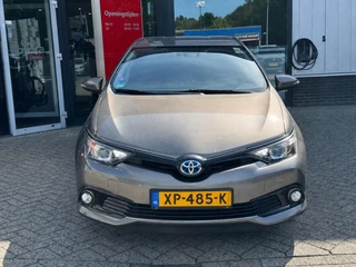 Toyota Auris 1.8 Hybrid Dynamic Ultimate NAVI CRUISECONTROL STOELVERWARMING / 18