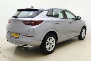 Opel Grandland 1.2 Turbo 130Pk GS Light | Climate control | Navigatie | AGR-Stoelen | Parkpilot | Led koplampen | Winter Pakket | LM-Velgen / 2