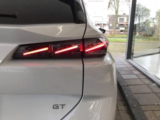 Peugeot 308 SW 1.2 Hybrid 145 e-DCS6 GT / 11