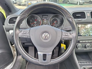 Volkswagen Golf Cabriolet 1.2 TSI 105pk Cup / 17