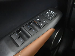 Lexus NX 300h AWD Luxury Line Schuifdak | Mark Levinson / 35