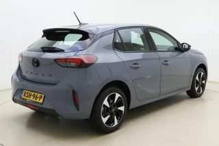 Opel Corsa Electric Long Range GS 51 kWh | NIEUW | tot 429km WLTP | 100kW snelladen | Climate control | Stoel- en stuurverwarming | Achteruitrijcamera | Navi via Apple Carplay/Android Auto | Sportstoelen / 2