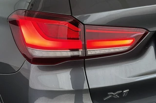 BMW X1 xDrive25e M Sport Stoelverwarming LED Sportstoelen Navi / 21