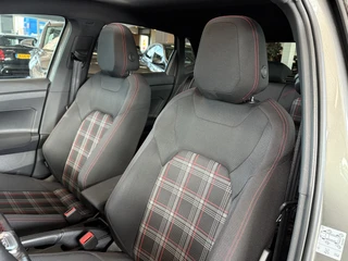 Volkswagen Polo 2.0 TSi 200pk GTi DSG 5-drs  SCHUIFDAK/BEATS/KEYLESS/CAMERA/DODEHOEK/1E EIGENAAR! / 44