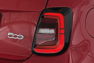 Fiat 500 Urban 42 kWh Stoelverwarming Apple CarPlay Achteruitrijcamera / 19