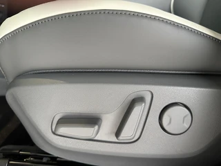 KIA EV2 GT-line 61 kwh | Enkele op voorraad | Nu 3000,- inruilkorting | Panorama dak | Geheugen stoelen | Stoelventilatie/Verwarming | 418 km actieradius | / 37