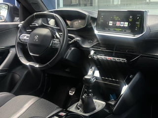 Peugeot 2008 1.2 PureTech 130PK GT | Cruise Control | Climate Control | Apple Carplay/Android Auto | Navigatie | Full LED | Parkeercamera/-sensoren | Keyless Entry/Start | Sfeerverlichting | DAB | Dealer onderhouden | / 27