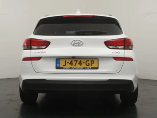 Hyundai i30 Wagon 1.0 T-GDI Comfort  Lendensteunverstelling - Cruise Control - Achteruitrijcamera - Climate Control / 7
