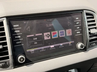 Skoda Karoq 1.5 TSI DSG Pano Camera Canton Leder/alca Trekhaak CarPlay Keyless Sfeer / 33