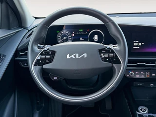 Kia Niro EV Edition Advanced 64.8 kWh | Camera | Keyless | Navi | Stoel + Stuurverwarming | Blindspot | Apple Carplay | Android Auto | Fabrieksgarantie t/m 03-2031 + 3 jaar verlengd tot 03-2034 | / 15
