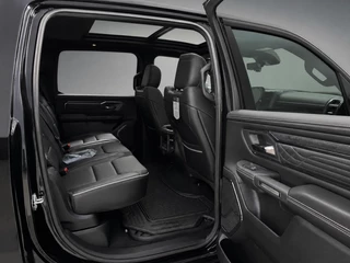 Dodge Ram 1500 LIMITED CREW CAB LIMITED NIGHT ED GEEN BPM! | LPG | BOMVOL! | / 10