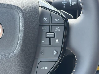 Toyota bZ4X Touring Executive AWD 75 kWh PANO STOEL/STUURVERWARMING STOELVENTILATIE 360-CAMERA PARK-SENSOREN BLIND-SPOT APPLE/ANDROID / 18