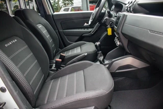 Dacia Duster 1.0 TCe Prestige 100 PK | Rijklaar | Handgeschakeld | Trekhaak / 22