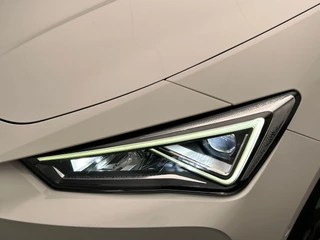 CUPRA Leon 1.4 e-Hybrid VZ Business PHEV | Stoel/Stuur Verwarming Carplay Keyless Camera / 22