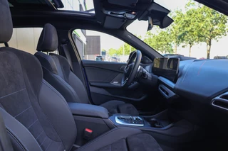 BMW 1 Series 123 xDrive  | VOL! | M-SPORT | PANO | MEMORY | HUD | H/K | 360 | KEYLESS | / 27