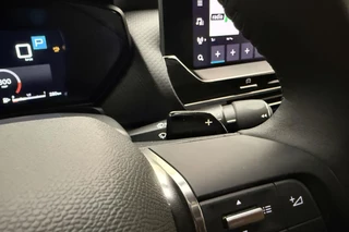 Citroen C5 X 1.2 PureTech Feel 130 PK Automaat | Navigatie | Camera | Keyless | Lichtmetalen velgen | Extra getint glas | Adaptive cruise control | Weinig kilometers / 21