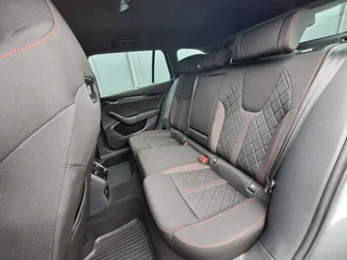 Skoda Octavia 1.4 TSI * RS iV * Navigatiesysteem * Parkeercamera * Stoelverwarming * Head up display * / 6