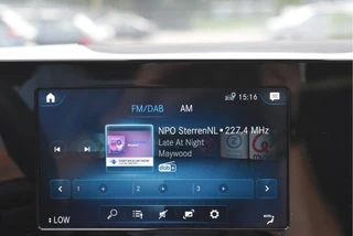 Mercedes-Benz A-Klasse 200 4MATIC 164 pk Premium  | Open dak | Camera | Carplay | DAB | Vrtual cockpit | Stoelverwarming | Full LED / 50