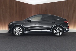 Audi Q4 Sportback e-tron 40 204pk S Edition 77 kWh SOH 91% Stoelverwarming Camera HUD Keyless ACC S-Line / 7