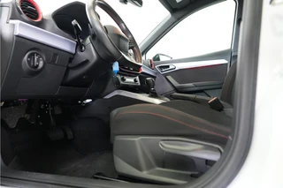 SEAT Arona 1.5 TSI EVO FR Business Intense  | 150 pk | Camera | Stl. verw. | Adaptive Cruise | / 13