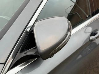 Mercedes-Benz E-Klasse 200 BUSINESS Solution Automaat 19 Inch Trekhaak / 31