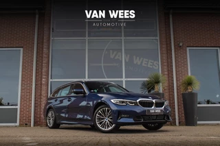 BMW 3-serie Touring 320e High Executive Sport Line | 1e eigenaar | NL auto | Driving Assistant | HiFi audio | LED | 18 inch | Stoelverwarming | DAB | Carplay | Navigatie | PDC / 2