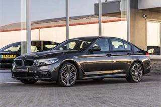 BMW 5 Serie 530e M-Sport  | Leder | Memory | NL Auto / 14