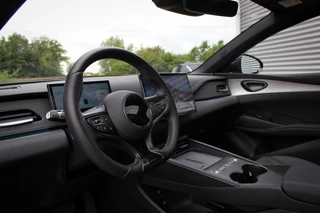 Byd SEAL 6 Touring 1.5 DM-i Comfort Lite // Long Range 19 kWh | Panoramadak | 360 camera | Sfeerverlichting | Smartphone Key | CarPlay & Android Auto | Fabrieksgarantie / 16