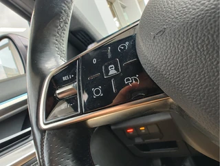 Renault Austral 1.2 E-TECH FULL HYBRID 200 ICONIC AUTOMAAT  Stuurverwarming | 360 Camera | Keyless / 23