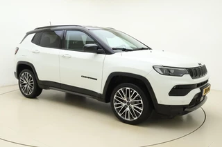 Jeep Compass 1.5T e-Hybrid S Automaat | Lederen bekleding | Keyless | Zwart dak | Stoelverwarming & stoelventilatie | Camera | Lichtmetalen velgen / 9