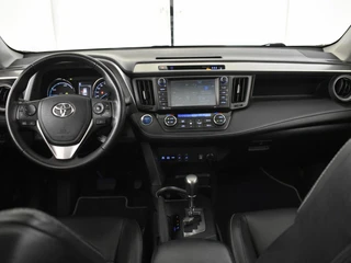 Toyota RAV4 2.5 Hybrid AWD Executive Edition / 15