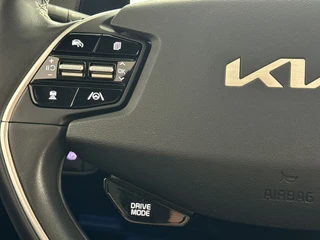 Kia EV6 GT-Line AWD 77.4 kWh 325 PK | 100% SoH Panoramadak | Trekhaak / 22
