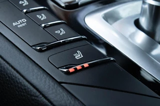 Porsche Cayenne 3.0 S E-Hybrid Platinum Edition Pano|Stoelverwarming|Bose| / 44