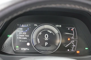 Lexus UX 250h Preference Line NL-AUTO NAVI BLIND SPOT PARKEERSENSOREN SMART-ENTRY APPLE CARPLAY / 20