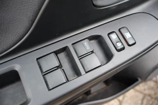 Toyota Yaris 1.5 HYBRID DYNAMIC APPLE/ANDROID KEYLESS CLIMA CAMERA / 12