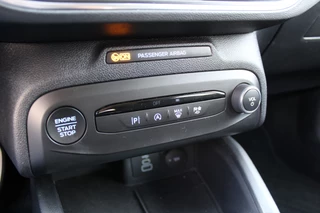 Ford Focus Wagon 1.0 EcoBoost 125PK Titanium Active  Adaptieve Cruis | BLIS | Led | Navigatie | Winterpack / 21