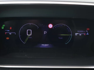 Peugeot 208 1.2 Hybride eDSC6 145 GT Automaat Carplay 3D Cockpit Clima Camer / 8