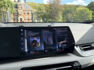 BMW iX1 xDrive30 Launch Edition 67 kWh | HUD | 360 | Keyless | BTW | LED | / 16