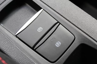 Ford Focus Wagon 1.0 EcoBoost Hybrid ST Line X  | BLIS | Head-Up | Trekhaak | Adaptieve cruise / 33