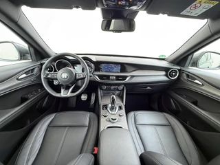 Alfa Romeo Stelvio 2.2 JTD AWD Veloce Automaat | VAN: € 34.900- VOOR: € 32.877,- UW HERFSTVOORDEEL: € 2.023,- | CAMERA| STOEL + STUURVERWARMING + MEMORY| KEY LESS ENTRY | LEDER | ADAPT. CRUISE CONTROL | 12 MND BOVAG GARANTIE / 27