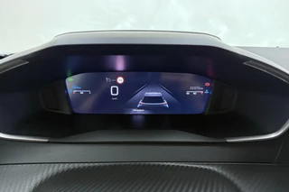 Peugeot 2008 1.2 Turbo 100 Allure | Draadloos Apple Carplay/Android Auto | Parkeersensoren | Privacy Glass | Lichtmetalen velgen | / 18