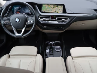 BMW 2 Serie Gran Coupé 218i Luxury Line  | Leder | Stoelverwarming | Org. NL / 2