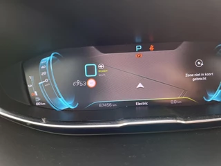 Peugeot 3008 SUV 1.6 HYbrid 225 EAT8 Automaat Road Trip Nav/Cam / 21