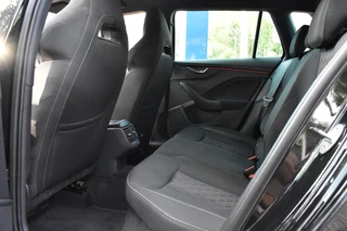 Skoda Kamiq 1.0 TSI Sport Business Automaat | 1e Eigenaar | Navi | Apple Carplay/Android Auto | BSM | 12 mnd BOVAG garantie | Whatsapp 06-53188999 / 17