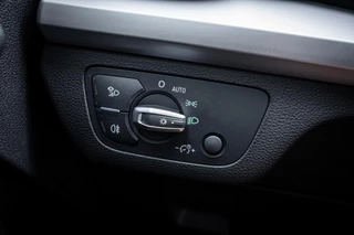 Audi Q5 50 TFSI e Quattro Pro Line | Luchtvering | Matrix LED | Inparkeersysteem | Drive select | Trekhaak | Navigatie | SoH 94% | / 26