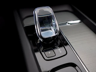 Volvo XC60 2.0 T6 AWD+ Black Edition Leder | Pano | 360 cam | Lighting Pack / 43