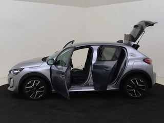 Peugeot 208 1.2 Hybride eDSC6 145 GT Automaat Carplay 3D Cockpit Clima Camer / 31